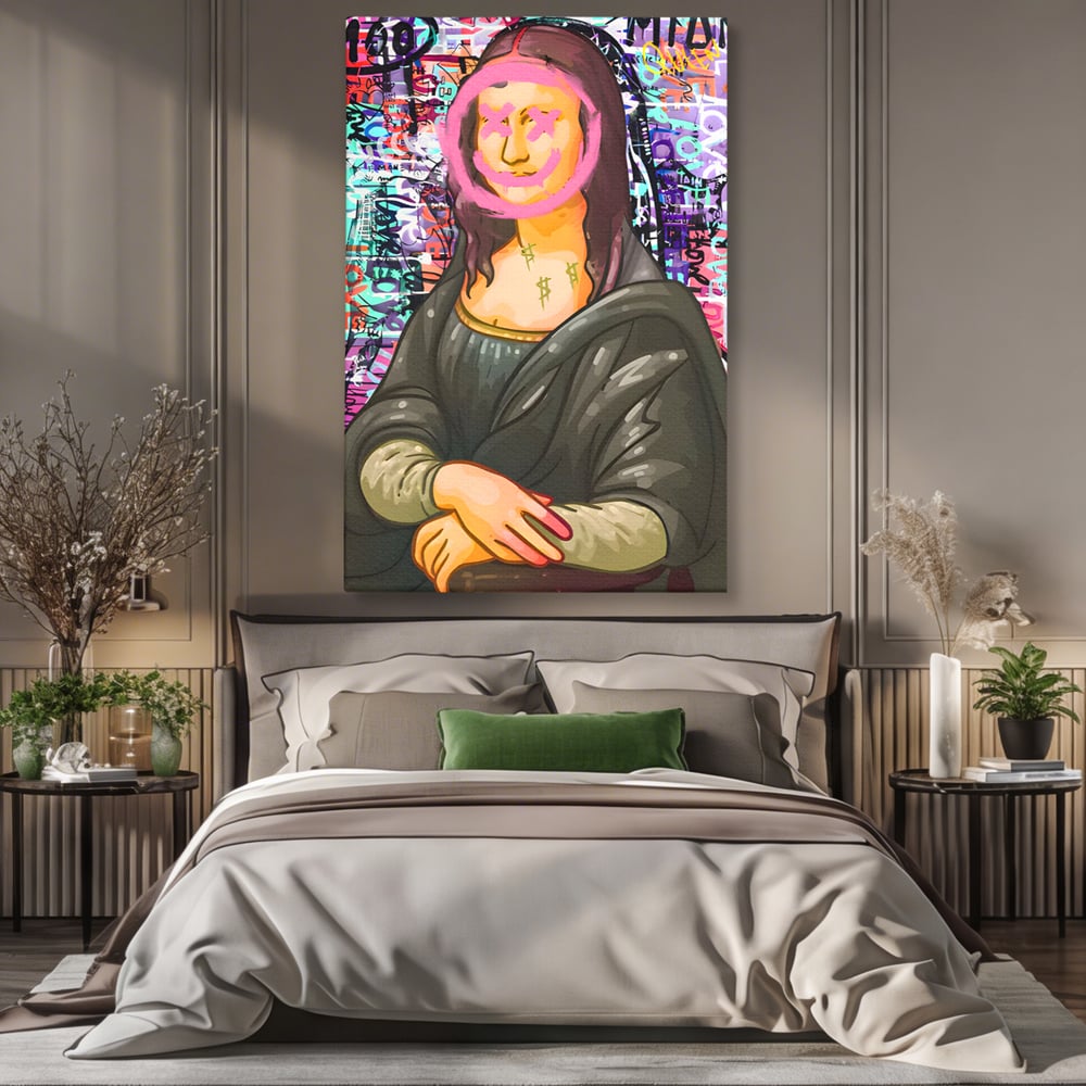 Tablou canvas cu tablou canvas cu mona lisa pop art, fara rama, pe sasiu de lemn, pe perete intr-un dormitor